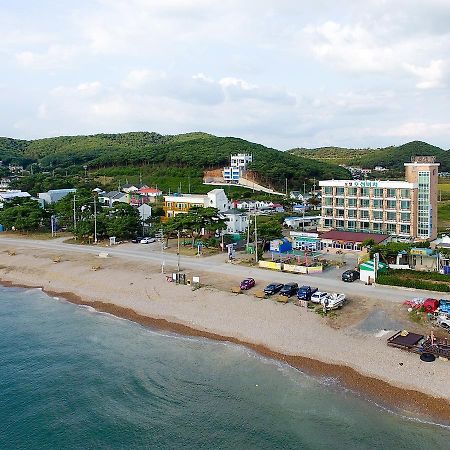 Ocean Beach Hotel 泰安郡 エクステリア 写真
