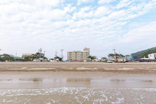 Ocean Beach Hotel 泰安郡 エクステリア 写真